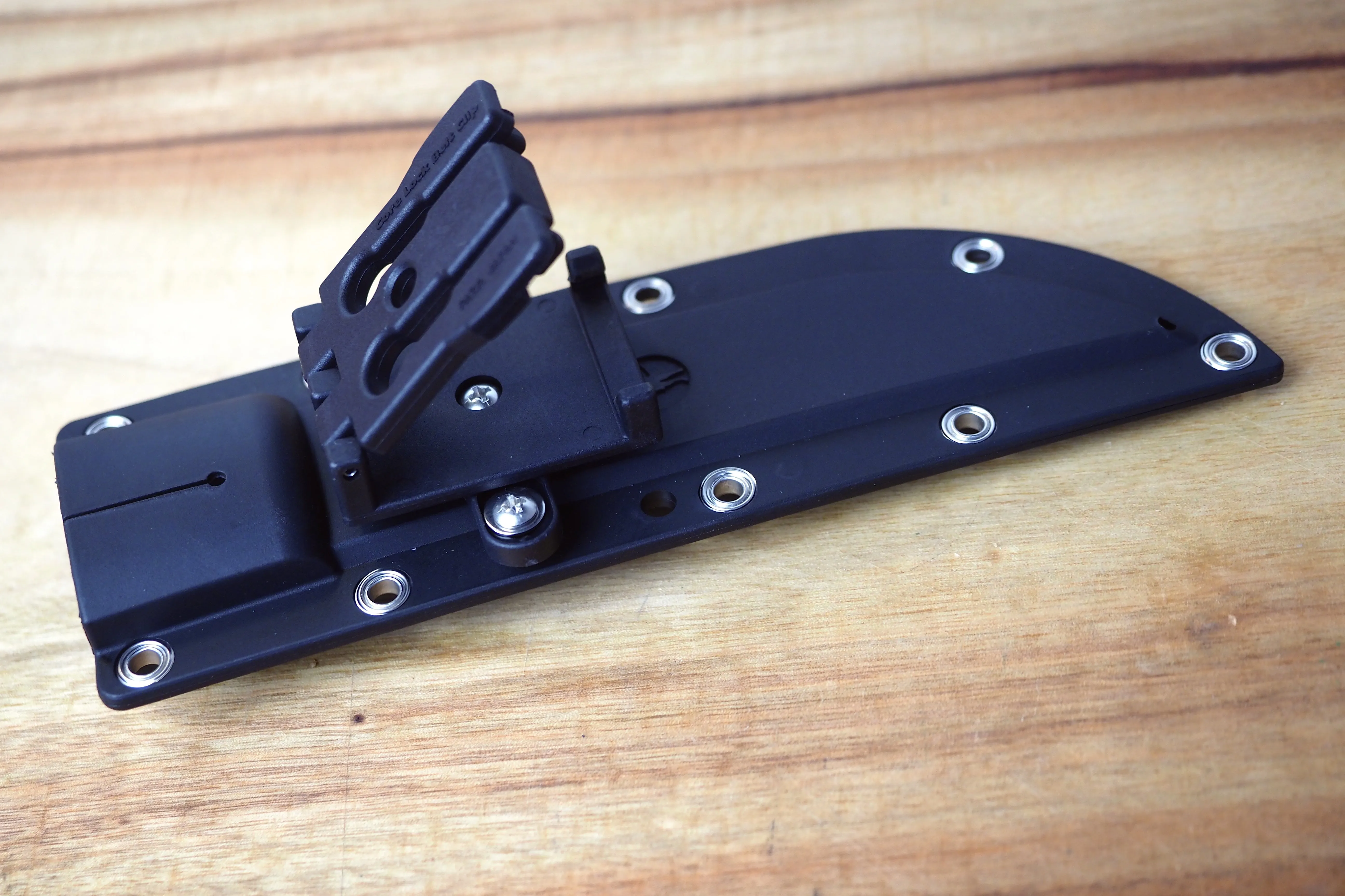 Outdoor Knife - Campin' Twin Chopper Fixed VG10 Steel with FRN Handle (Belt Clip Sheath Included)